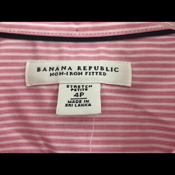 New Banana Republic pink and white button-up shirt - Picture 2 of 4